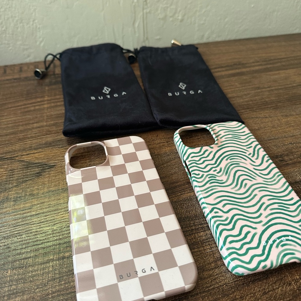 2 patterned iPhone 14 Burga cases. Brand new/never used.